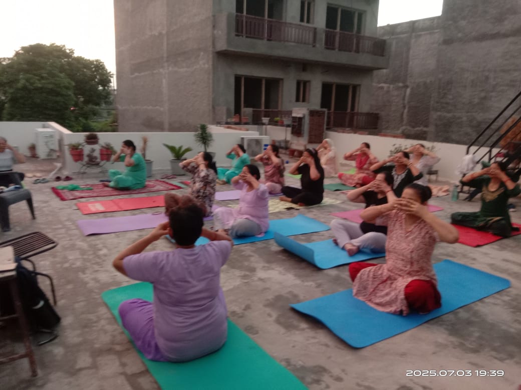 जिले के निवासी सीएम योगशाला का भरपूर लाभ उठा रहे हैं